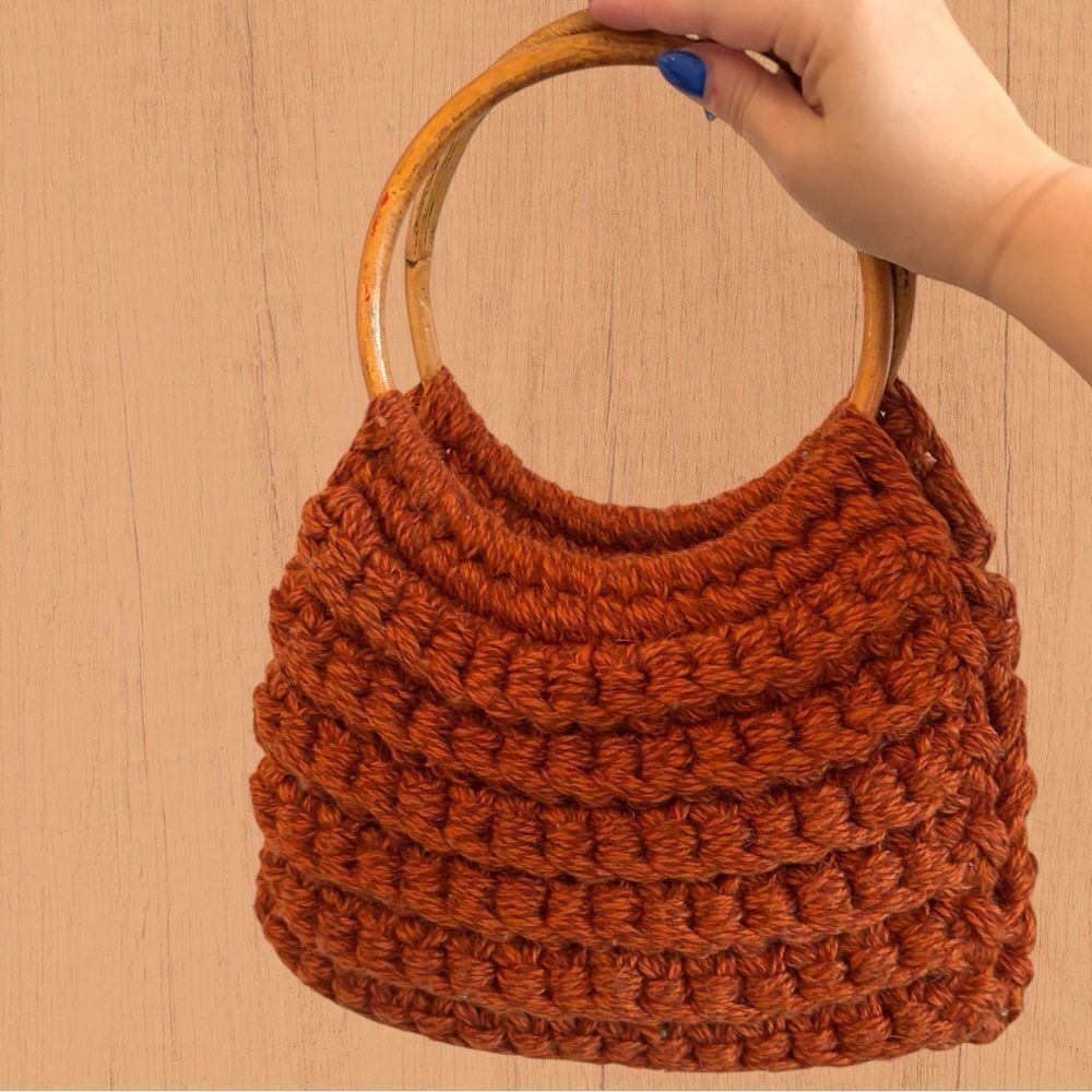 Vintage rust coloured wool knit hand bag with bamboo handles